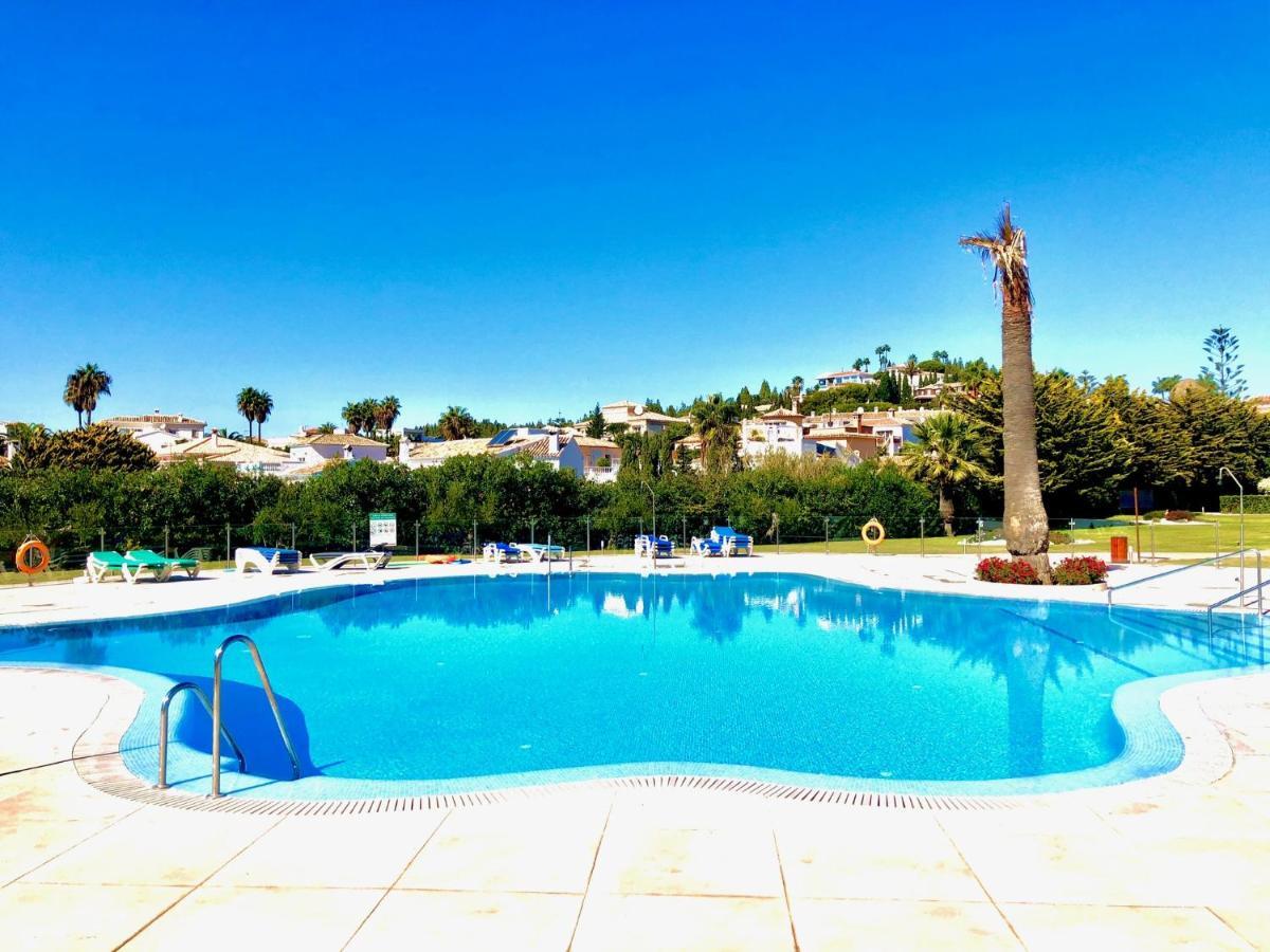 Lovely Sea Views Apartment On La Costa Del Sol El Faro المظهر الخارجي الصورة
