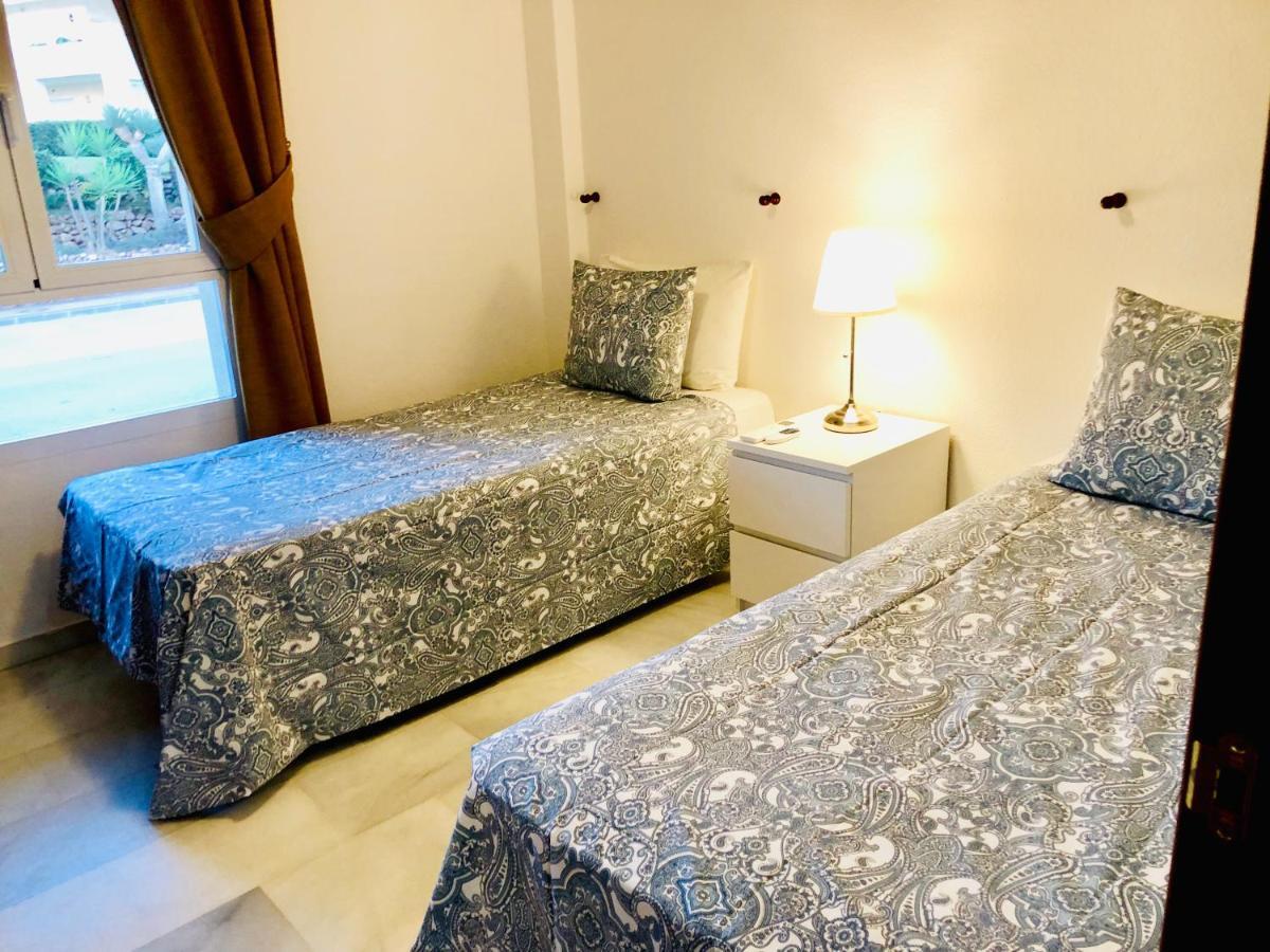 Lovely Sea Views Apartment On La Costa Del Sol El Faro المظهر الخارجي الصورة